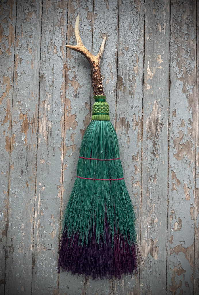 Woodland Blossom - Hearth Sweep – Vagabond Spun