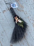 Yule Floral - Hen's Wing Whisk